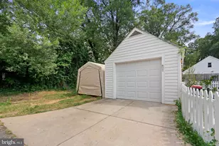 4810 Delaware St, College Park, MD 20740 - Photo 15