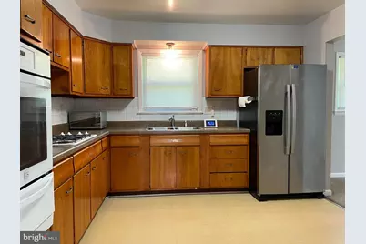 6800 Crafton Lane, Clinton, MD 20735 - Photo 5