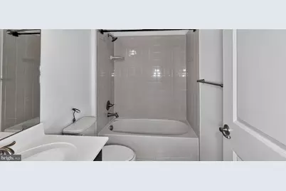 5363 S Center Drive, Greenbelt, MD 20770 - Photo 25
