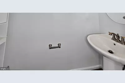 5363 S Center Drive, Greenbelt, MD 20770 - Photo 19