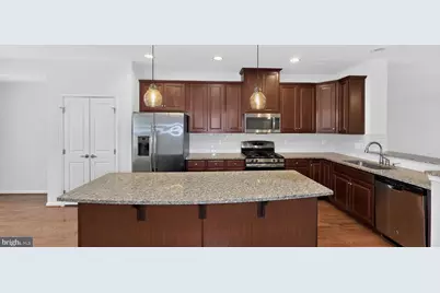 5363 S Center Drive, Greenbelt, MD 20770 - Photo 11