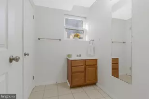 5004 Roanoke Pl, College Park, MD 20740 - Photo 19