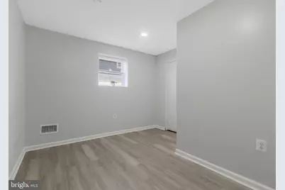 5004 Roanoke Place, College Park, MD 20740 - Photo 19