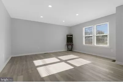 5004 Roanoke Place, College Park, MD 20740 - Photo 3