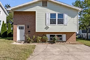 5004 Roanoke Pl, College Park, MD 20740 - Photo 1