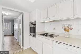 12705 Marquette Ln, Bowie, MD 20715 - Photo 13
