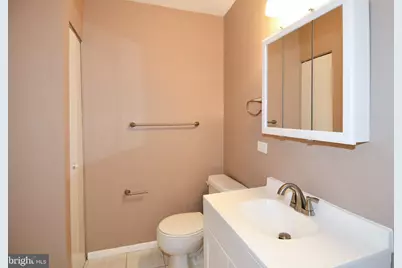 10110 Campus Way S #304, Upper Marlboro, MD 20774 - Photo 13