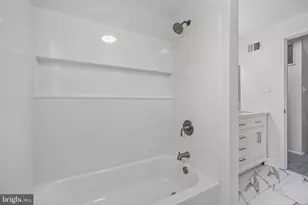 8106 Triple Crown Rd, Bowie, MD 20715 - Photo 11
