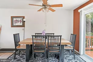 7518 Dover Ln, Lanham, MD 20706 - Photo 13