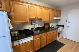 6100 Westchester Park Dr, College Park, MD 20740 - Photo 5