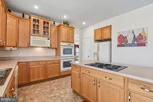 14701 Exbury Ln, Laurel, MD 20707 - Photo 21