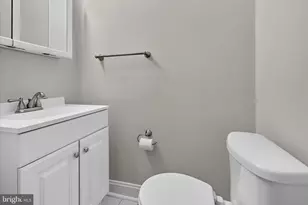 405 Birchleaf Ave, Capitol Heights, MD 20743 - Photo 23