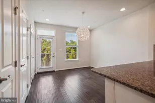6102 Chronicle St, Hyattsville, MD 20782 - Photo 7