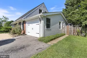 2914 Stonybrook Dr, Bowie, MD 20715 - Photo 3
