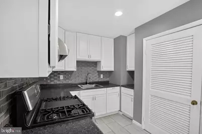 4327 Canyonview Drive, Upper Marlboro, MD 20772 - Photo 11