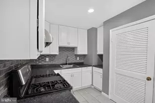 4327 Canyonview Dr, Upper Marlboro, MD 20772 - Photo 11