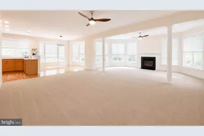 10225 Everley Terrace, Lanham, MD 20706 - Photo 9
