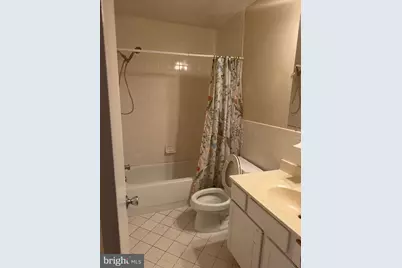 6022 Westchester Drive #301, College Park, MD 20740 - Photo 9