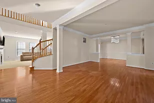 10006 Enford Ct, Lanham, MD 20706 - Photo 9