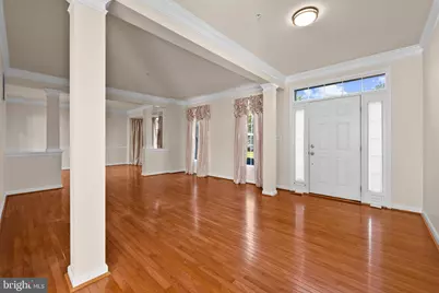 10006 Enford Court, Lanham, MD 20706 - Photo 5