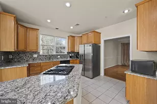10006 Enford Ct, Lanham, MD 20706 - Photo 31