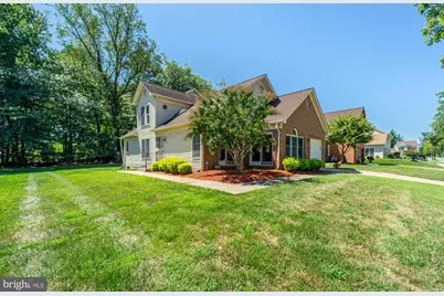 9217 Hobart Street, Springdale, MD 20774 - Photo 3