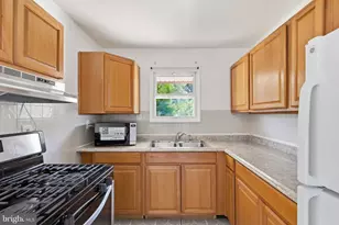 7744 Bender Rd, Landover, MD 20785 - Photo 9
