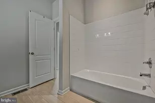 1030 Highpoint Trl, Laurel, MD 20707 - Photo 23