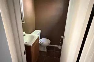 8703 Reicher St, Hyattsville, MD 20785 - Photo 7