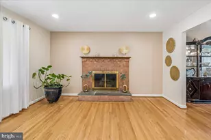 5309 Acorn Dr, Temple Hills, MD 20748 - Photo 3