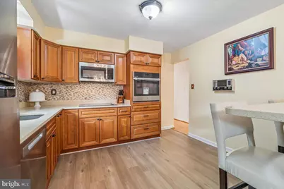 5309 Acorn Drive, Temple Hills, MD 20748 - Photo 9