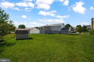 8916 Trubador Dr, Clinton, MD 20735 - Photo 25