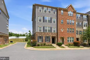 10102 Dorsey Ln, Lanham, MD 20706 - Photo 29