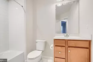 3017 Duvall Ridge Rd, Landover, MD 20785 - Photo 17