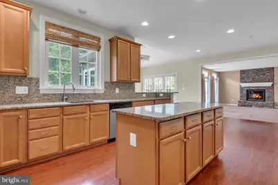 7813 Kilcroney Court, Laurel, MD 20707 - Photo 11