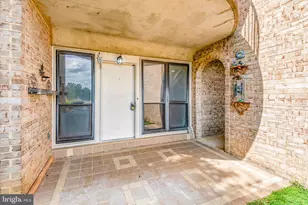 3319 Huntley Sq Dr, Temple Hills, MD 20748 - Photo 17