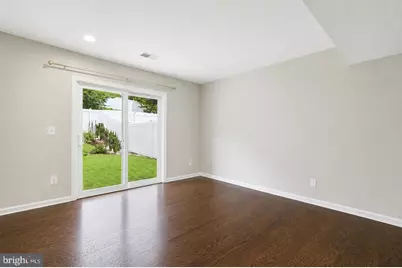 1052 Owens Road, Oxon Hill, MD 20745 - Photo 17