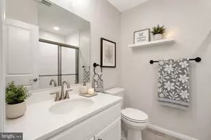 1052 Owens Rd, Oxon Hill, MD 20745 - Photo 19