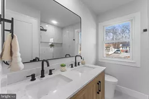 9603 Woodland Ave, Lanham, MD 20706 - Photo 25