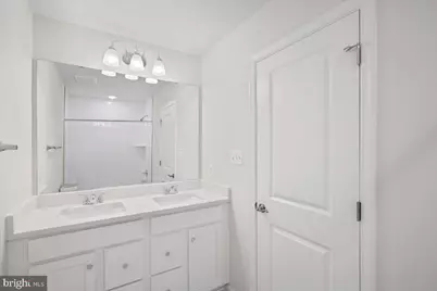 6074 Soho Way, Hyattsville, MD 20782 - Photo 17