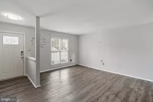 2279 Prince of Wales Ct, Bowie, MD 20716 - Photo 9