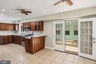 12009 Twin Cedar Ln Ln, Bowie, MD 20715 - Photo 11