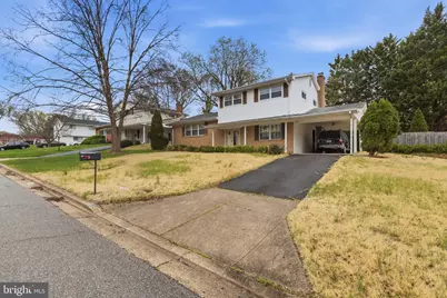 5704 Colon Terrace, Temple Hills, MD 20748 - Photo 3