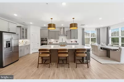 7104 Corner Creek Way, Glenn Dale, MD 20769 - Photo 17