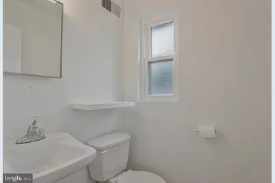 8104 Riggs Road, Hyattsville, MD 20783 - Photo 15