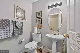 10312 Wood Sorrel Ct, Upper Marlboro, MD 20772 - Photo 9