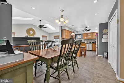 10312 Wood Sorrel Court, Upper Marlboro, MD 20772 - Photo 11