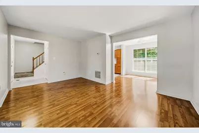 9514 Fox Run Drive, Clinton, MD 20735 - Photo 7