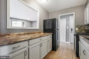 561 Wilson Bridge Dr, Oxon Hill, MD 20745 - Photo 13