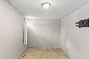 5300 59th Ave, Riverdale, MD 20737 - Photo 15